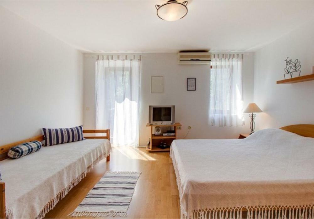 Apartments Jelena Veli Lošinj Dış mekan fotoğraf